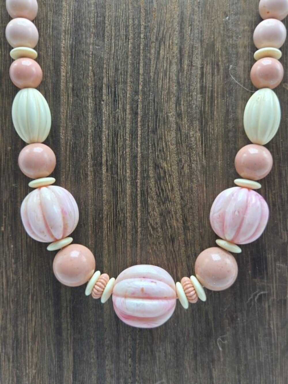 Avon 1988 Burst of Spring Necklace Pink Coral Beaded Single Strand Costume VTG